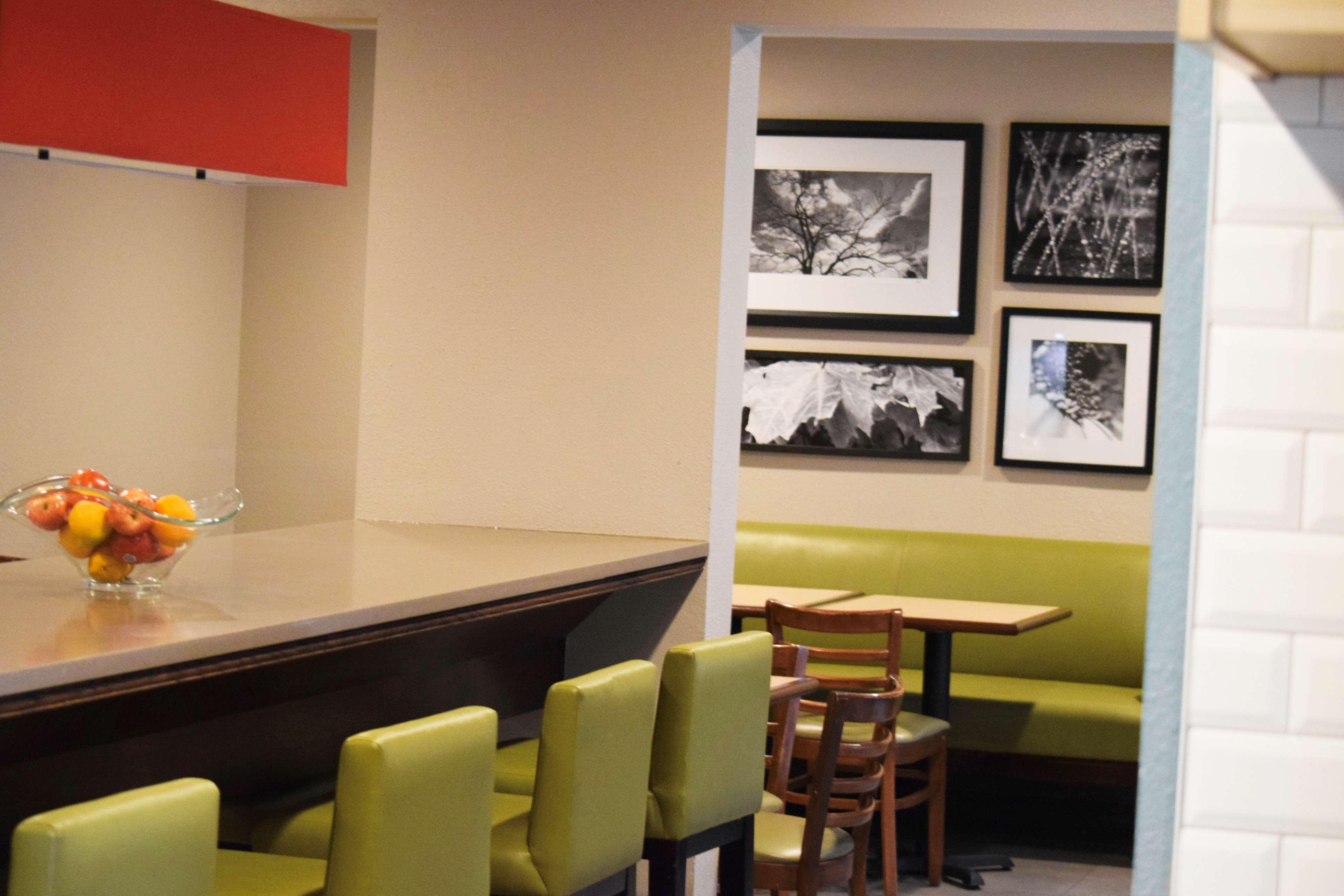 Country Inn & Suites By Radisson, Lincoln North Hotel And Conference Center, Ne Buitenkant foto