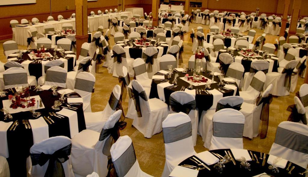 Country Inn & Suites By Radisson, Lincoln North Hotel And Conference Center, Ne Buitenkant foto